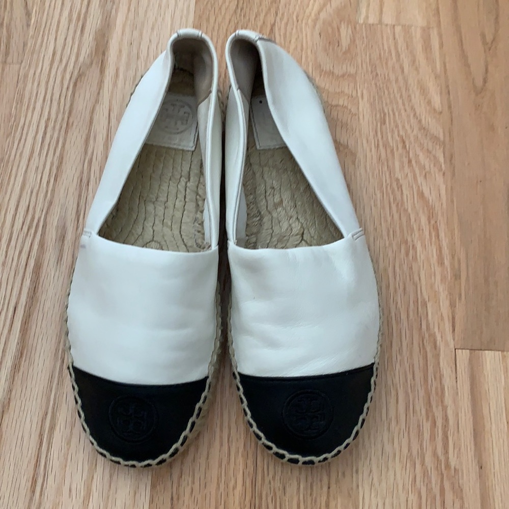 Tory Burch leather 2 tone espadrille black and cream 7